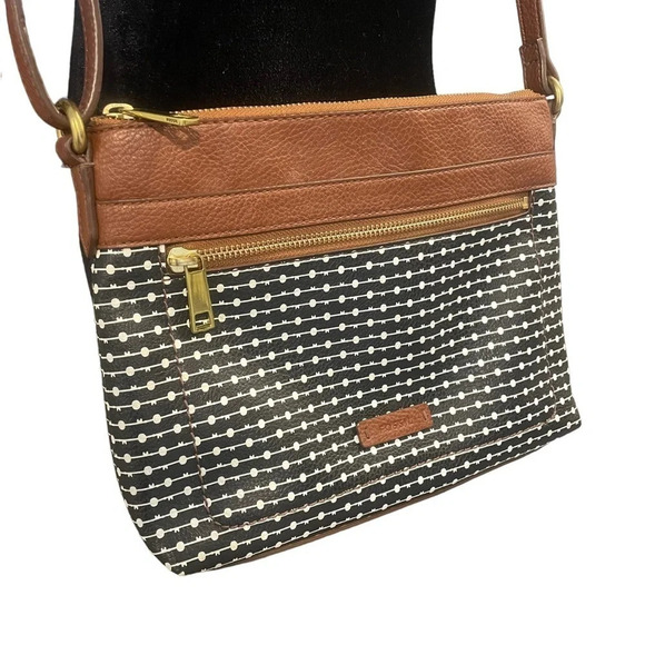 EUC Fossil Evie Crossbody Bag Black/White - Picture 3 of 16